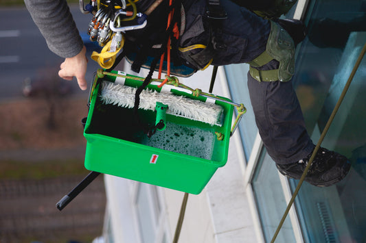 Window Cleaning Belts and Holsters: How to Build Your Ideal Setup