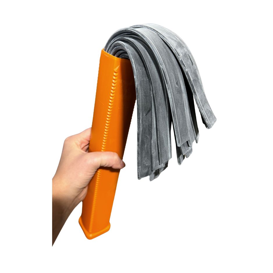 Maykker 25 pack of squeegee rubber in storage case
