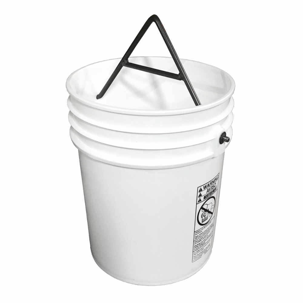 Bucket complete with High Rise handle installed